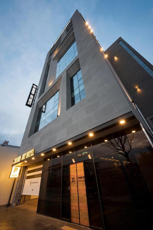 Browndot Hotel Guseo Puszan Kültér fotó