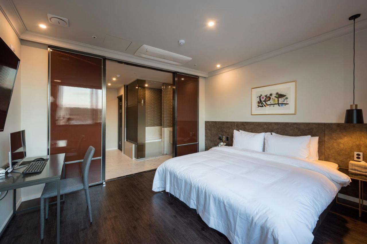 Browndot Hotel Guseo Puszan Kültér fotó