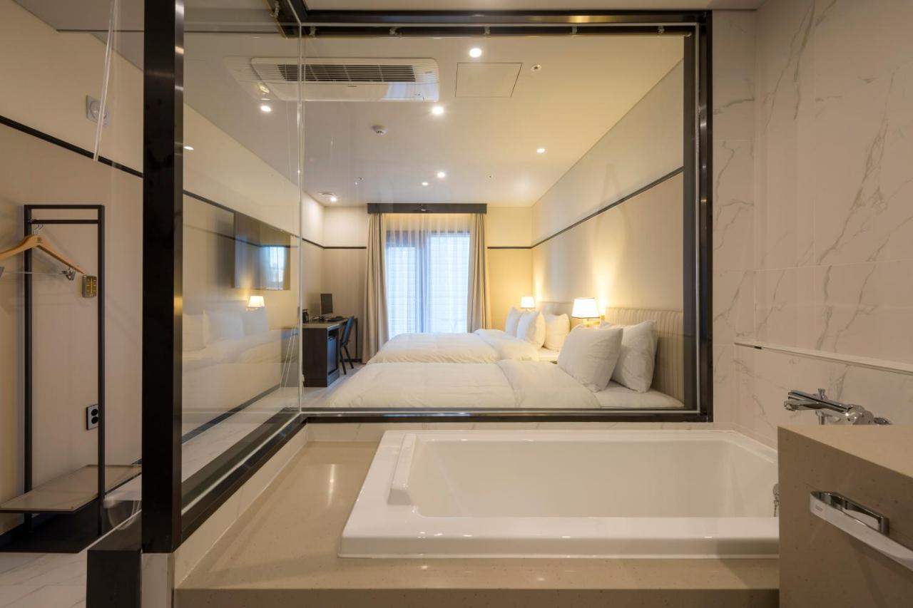 Browndot Hotel Guseo Puszan Kültér fotó